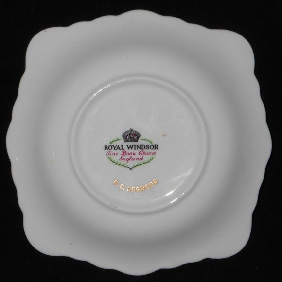 Small Square Dish. Royal Windsor - Picture 4 of 5